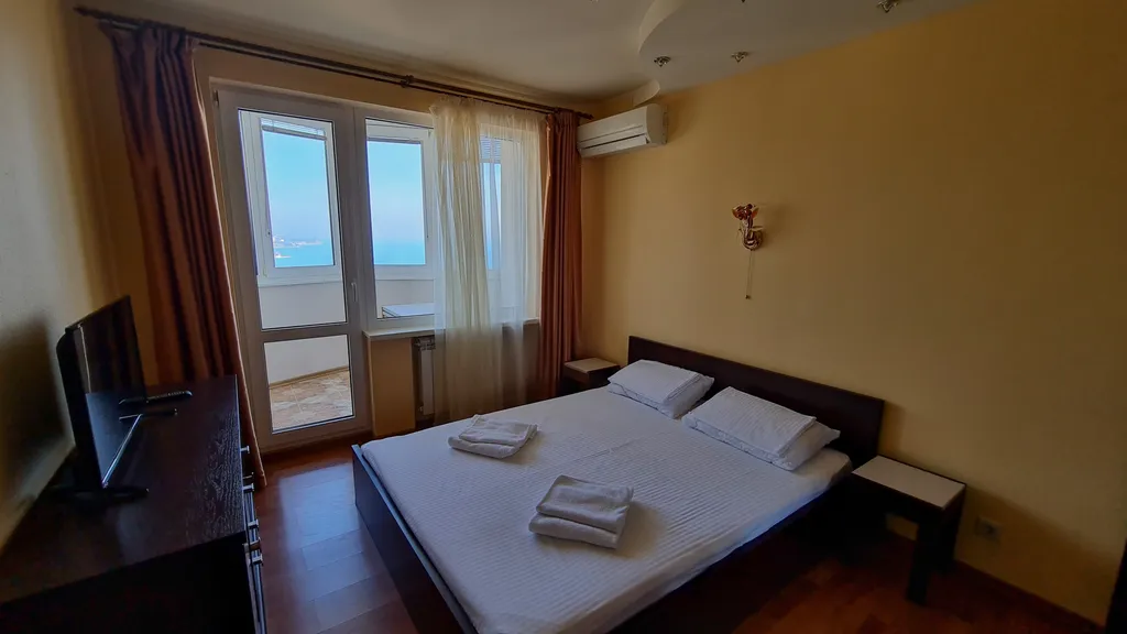 Супер-видовая квартира с чистым видом на море и гору Ай-Петри