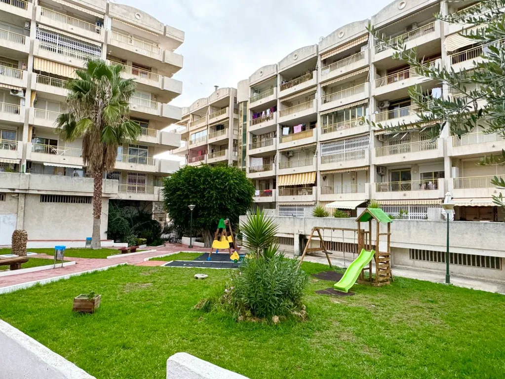 Apartsalou Lea