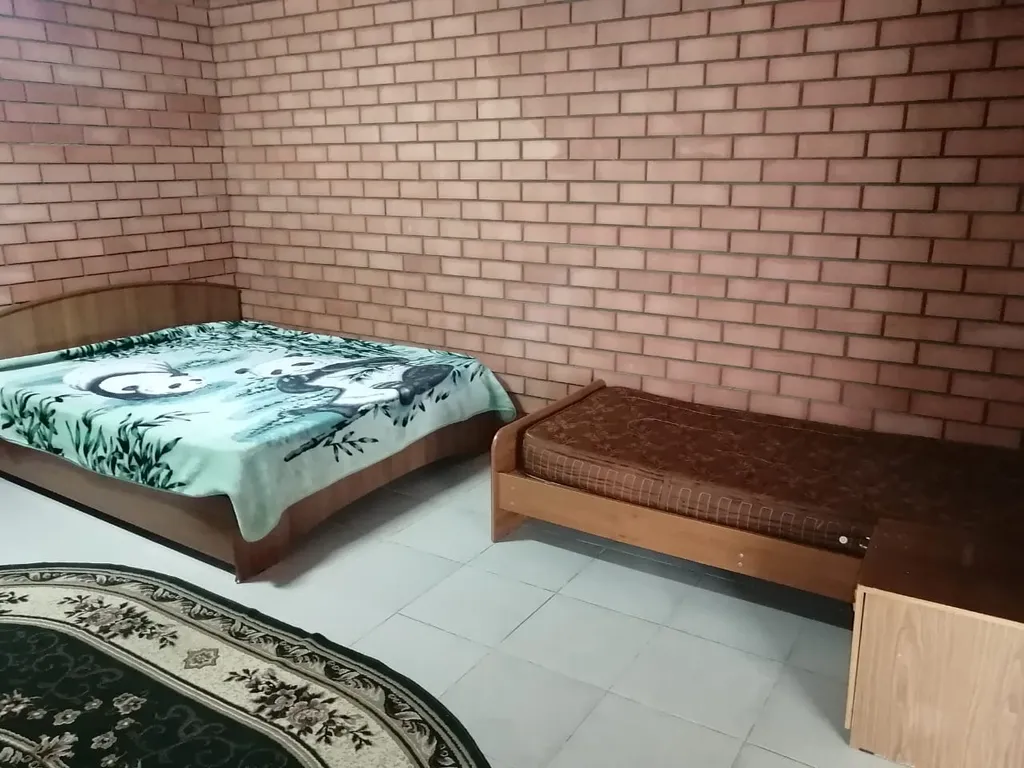 Коттедж Дом с крытым двором и прудом — Апшеронск