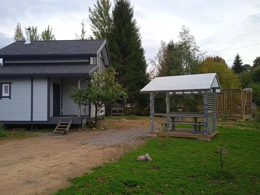 Уютный новый дом рядом с озером и рекой, баня бесплатно