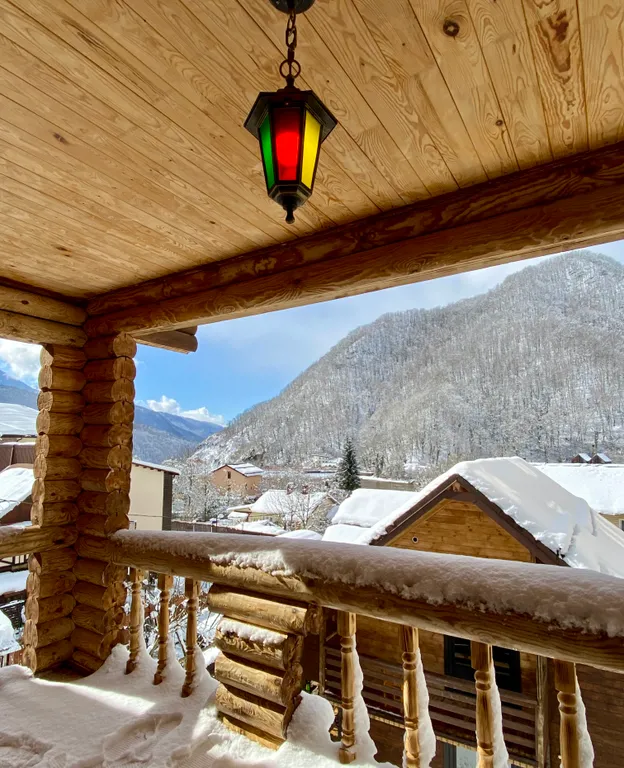 Аутентичный номер standard с балконом, видом на горы, с ванной, №4