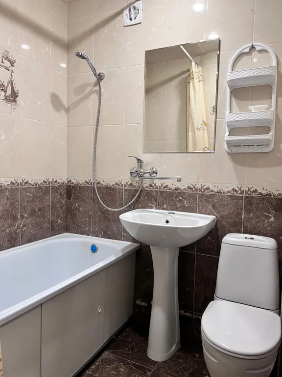 Чистая и уютная квартира в районе Верхнего парка рядом с санаторием Москва