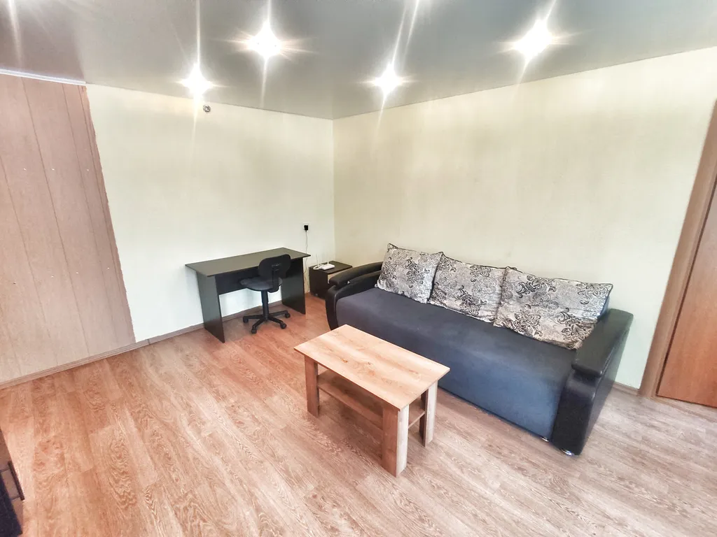 Квартира Двушка около Таежного — аренда посуточно в Братск