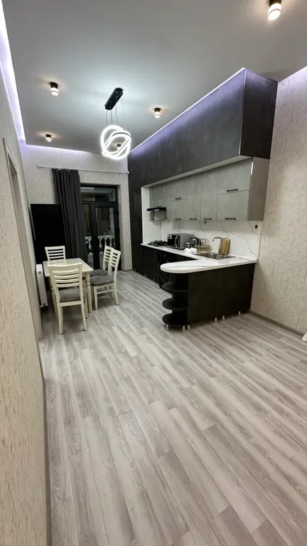 Уютная квартира с красивой террасой, 7Days Apartments