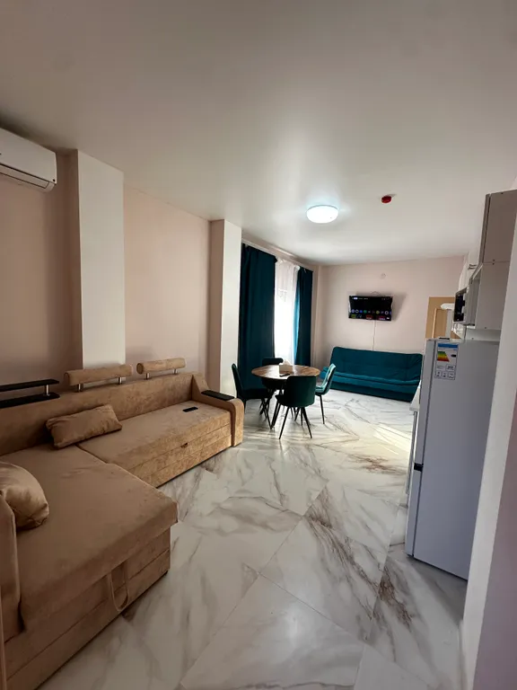 Аппартамент с видом на море и бассейном