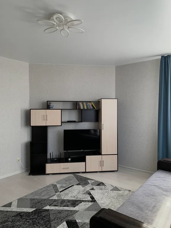 Квартира Уютная 1-к. квартира рядом с метро, 40 м², 2 кровати — Казань