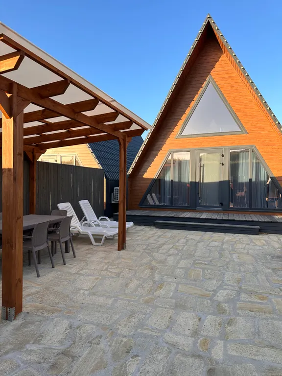 А-фрейм дома для семейного отдыха