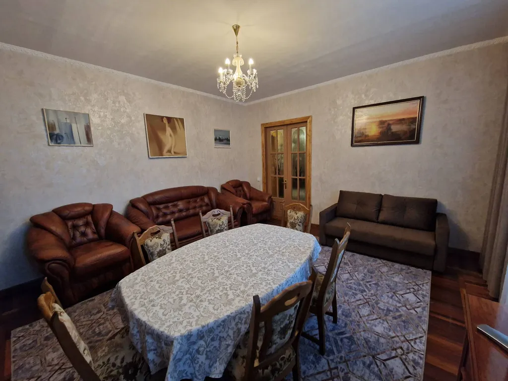 Апартамент у Пушкинского театра в центре