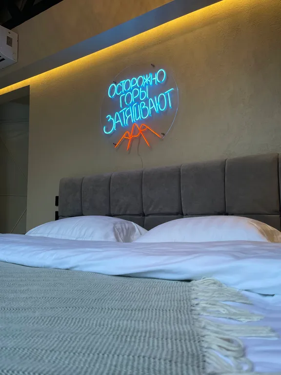 Купольный дом «NEON» на 4 гостя