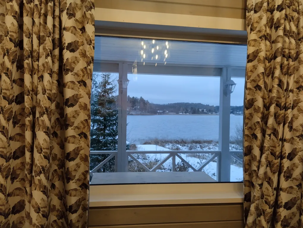 Дом у озера