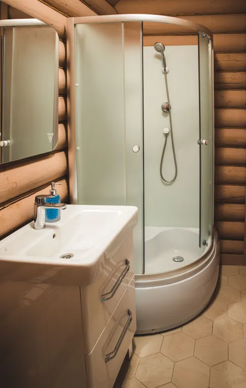 Большой коттедж с сауной в загородном комплексе отдыха бисерово