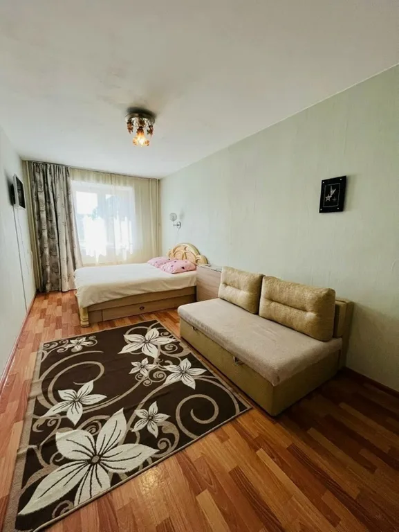 Большая квартира рядом с Алмазом