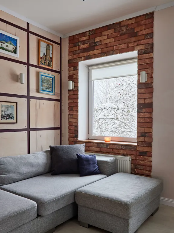 Красивый коттедж у озера для семьи в 20 минутах от города