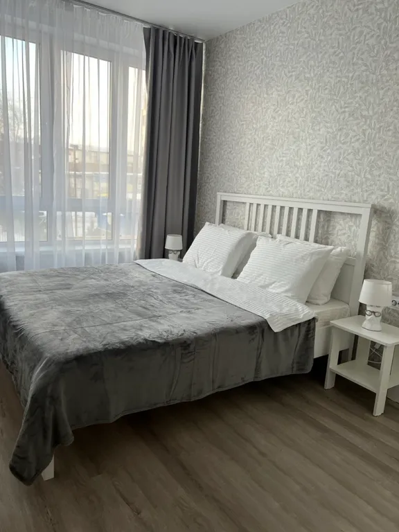 Двухкомнатная квартира в новом доме в центре — аренда посуточно в Кемерово