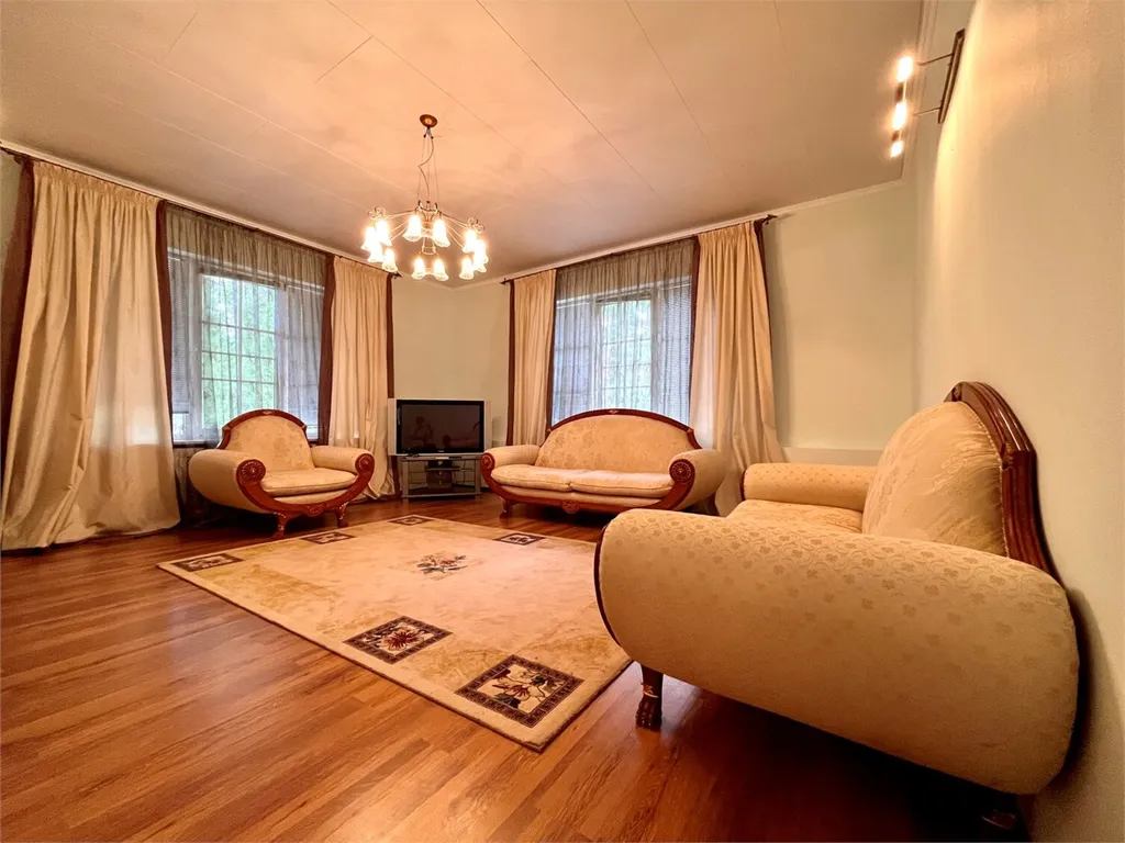 5-комнатный Дом