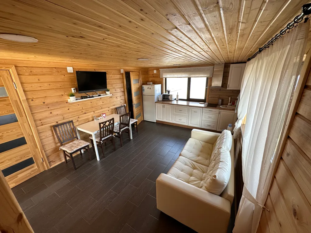 Дом на берегу Ладожского озера