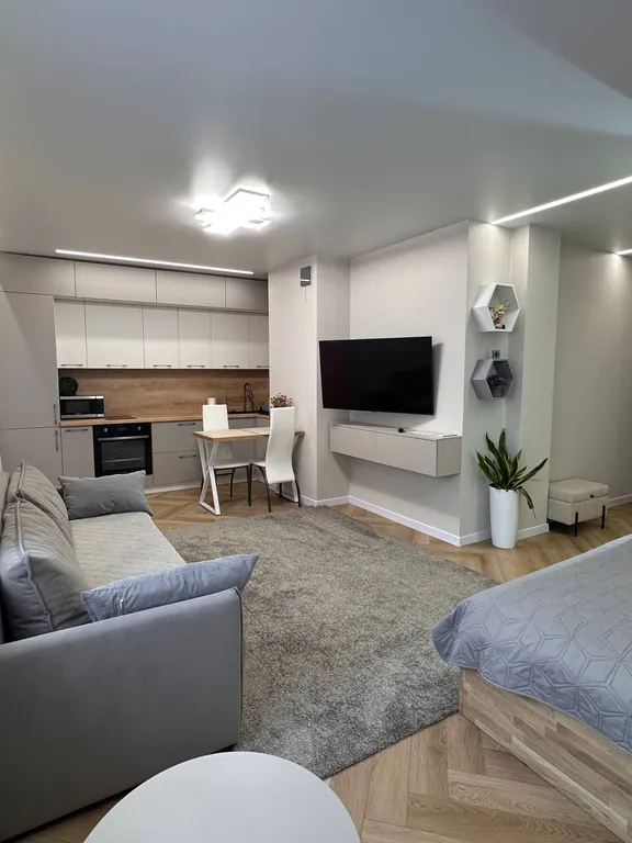 Уютная квартира студия с хорошим расположением недалеко от центра