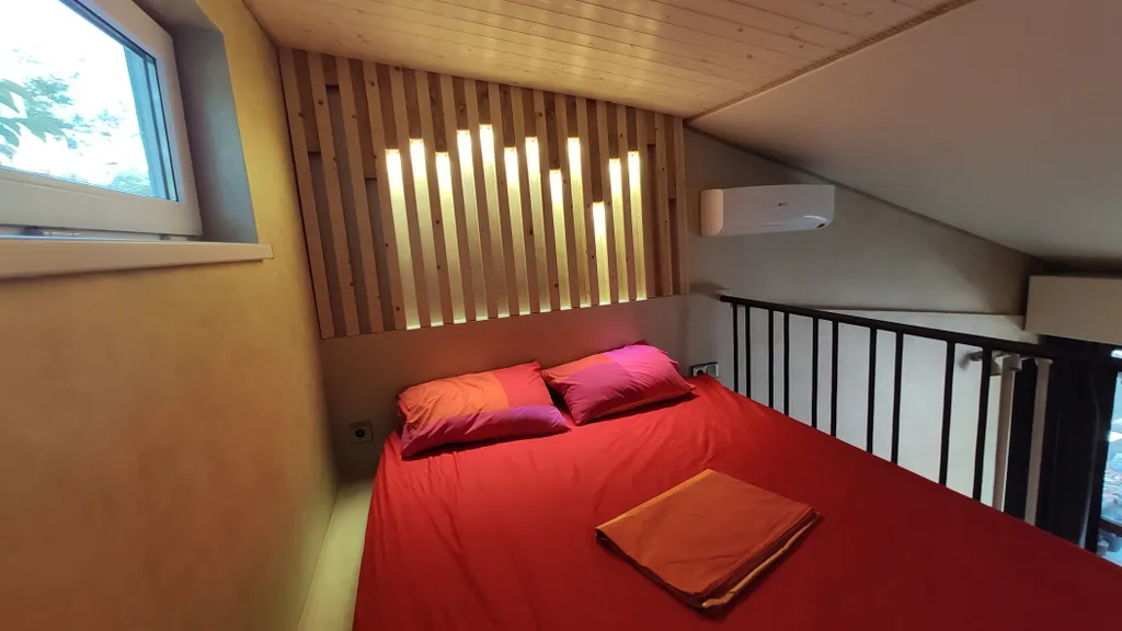 Маленькая квартира в уютном дворе у моря