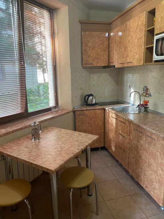 Апартаменты двухкомнатные на первом этаже - 7 мест