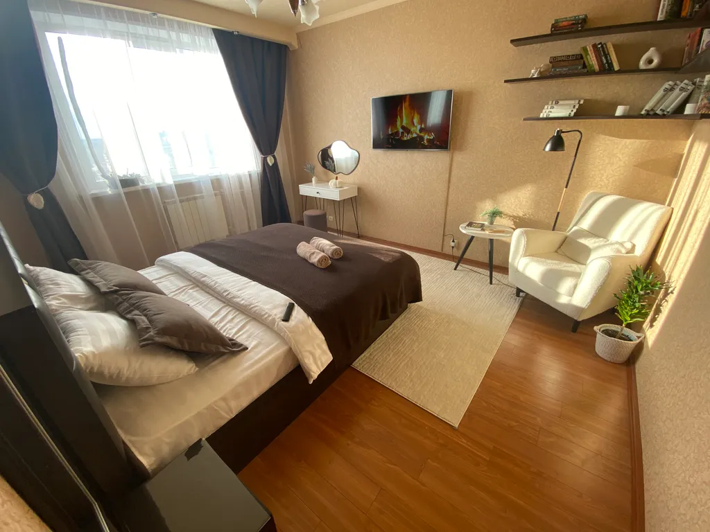 Апартаменты с Проектором 4 метра, PS5, панорамный вид на город