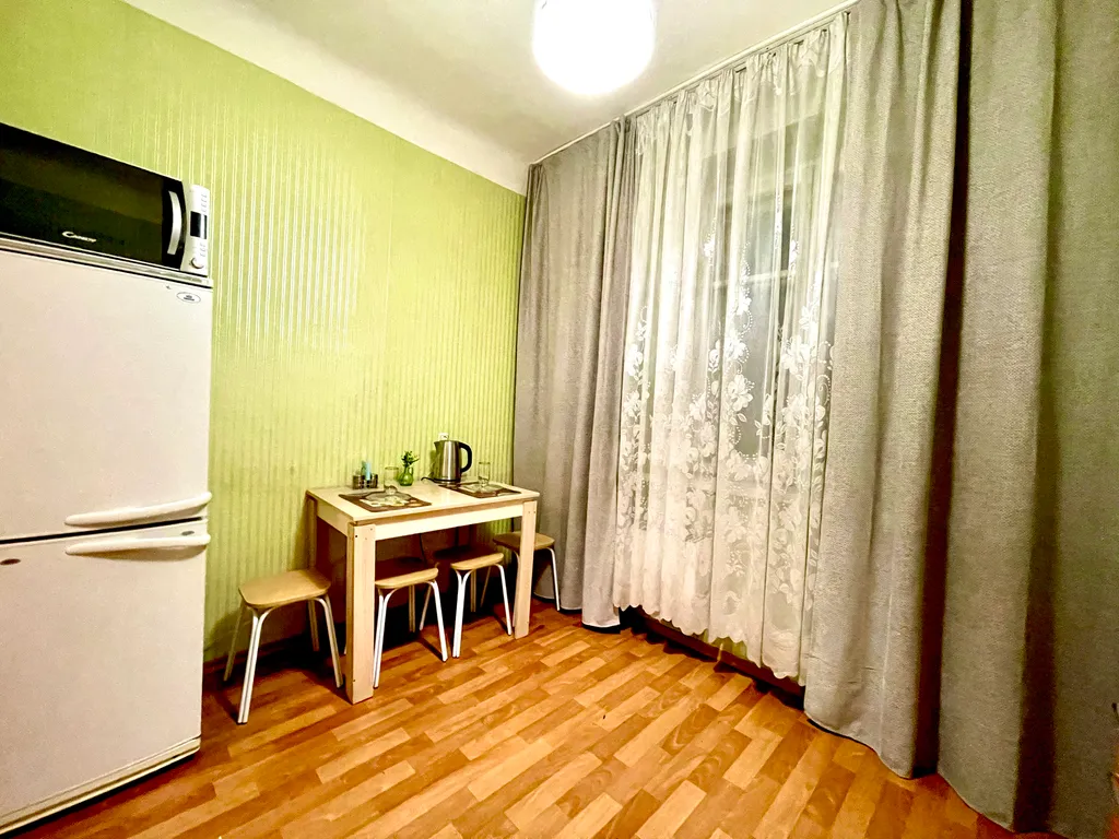 Квартира напротив Кристалл, городской парк