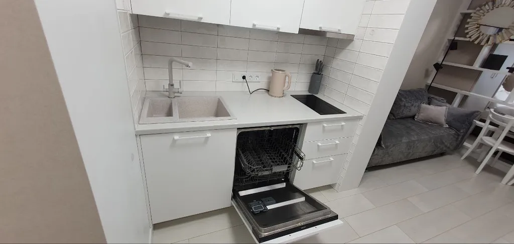 Новая дизайн студия в морской симфонии