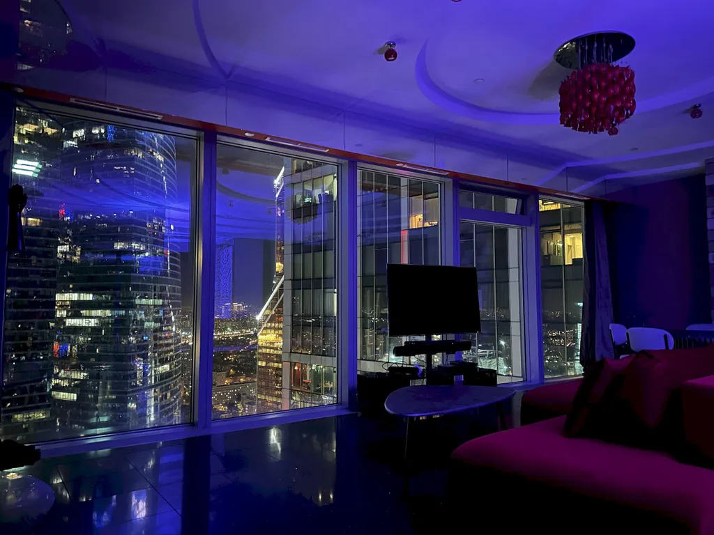 Апартаменты Москва сити с широкой панорамой на башни