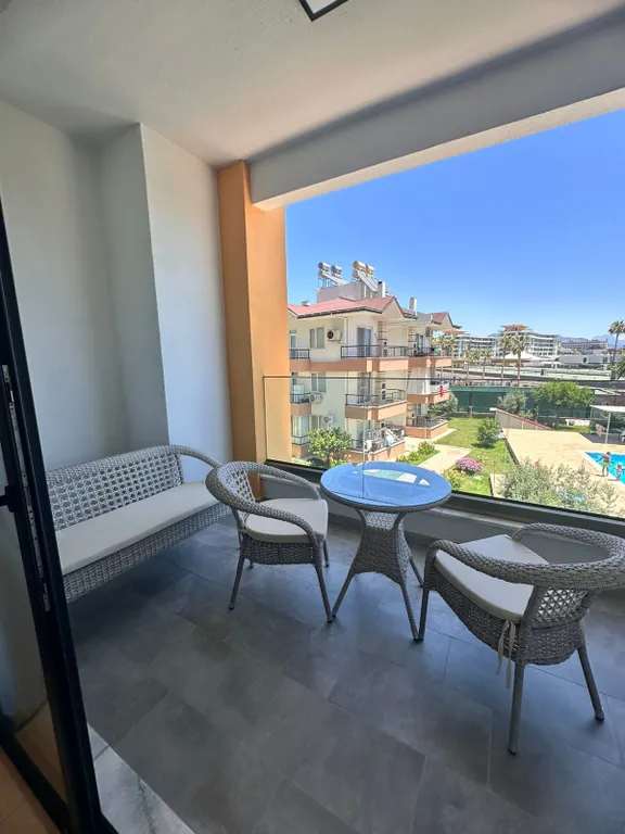 Квартира 1+1 в Azura World c видом на бассейн и аквапарком