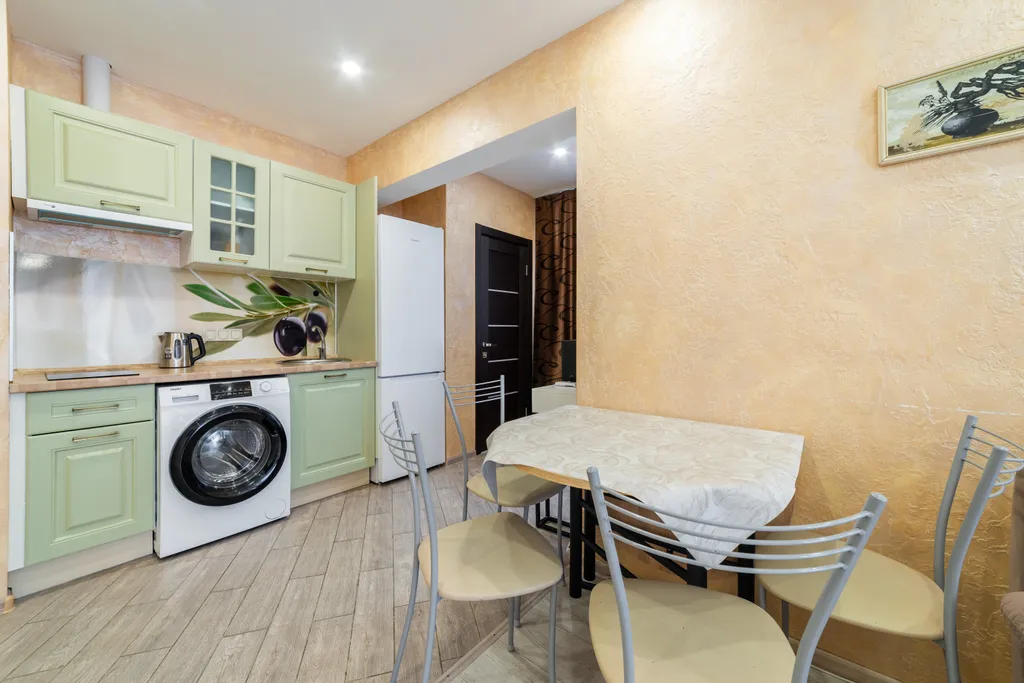 Двухкомнатная квартира с изолированными комнатами 15 минут до моря