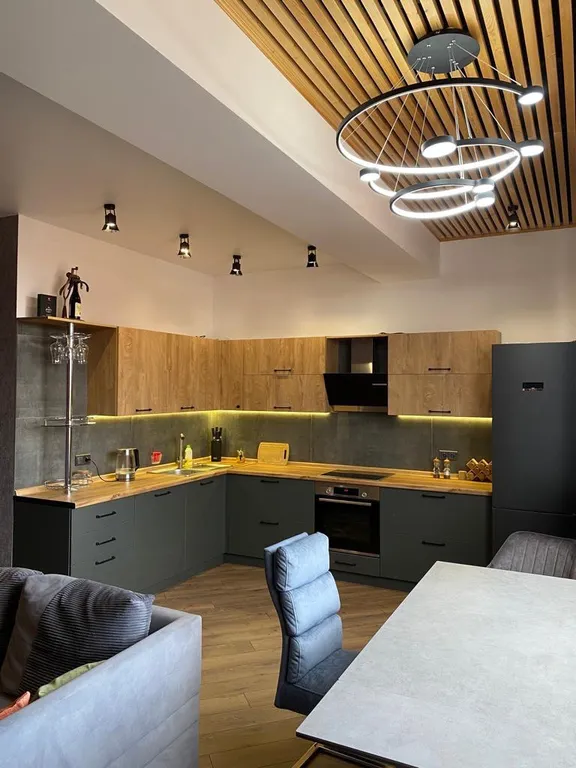 Квартира Уютный лофт с мансардой вблизи моря — аренда посуточно в Махачкала