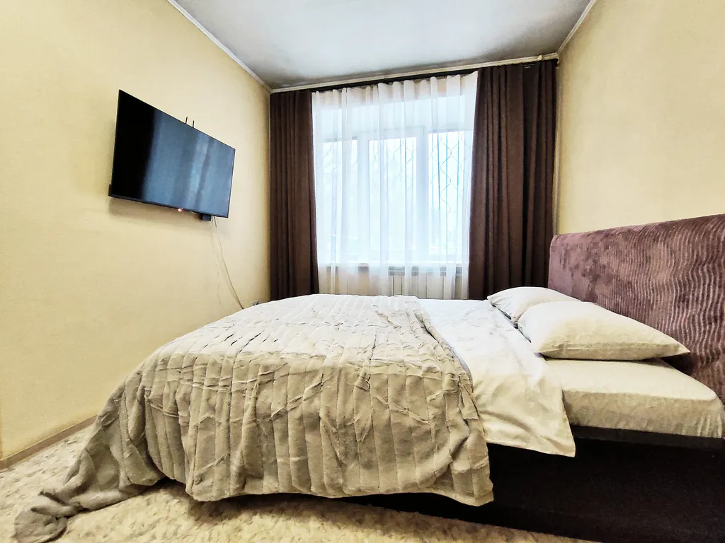 Квартира в центре вблизи Правительства Кузбасса, КемГУ — аренда посуточно в Кемерово