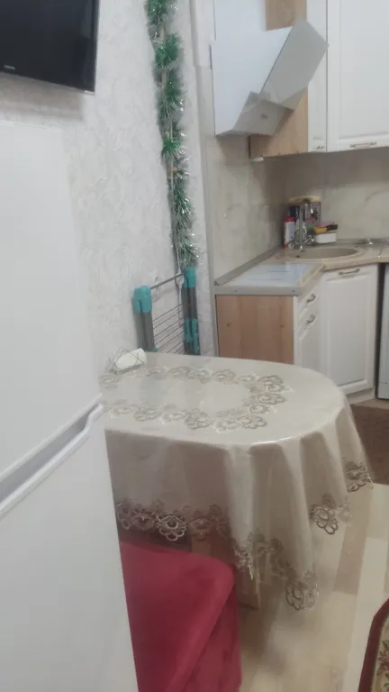 Около Нарзанной галереи и санатория Луч