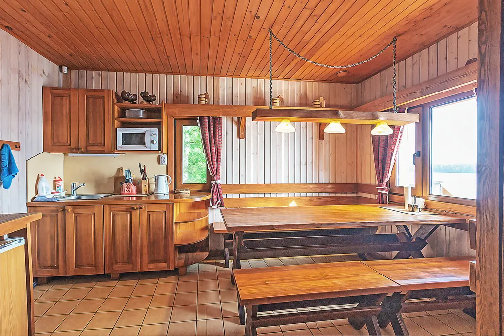 Коттедж Гостевой дом и баня на озере — Верховье