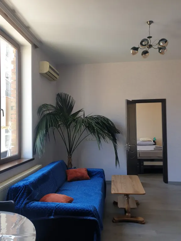 Комфортная и уютная квартира в центре Тбилиси