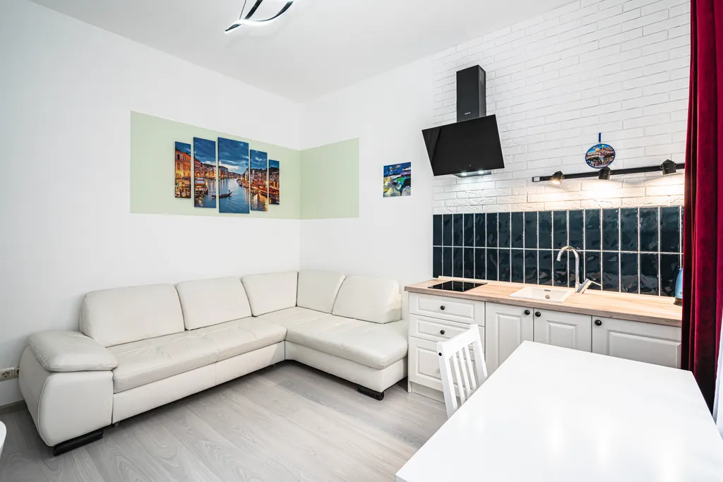 Апартамент балтатлантик в стиле кабинет