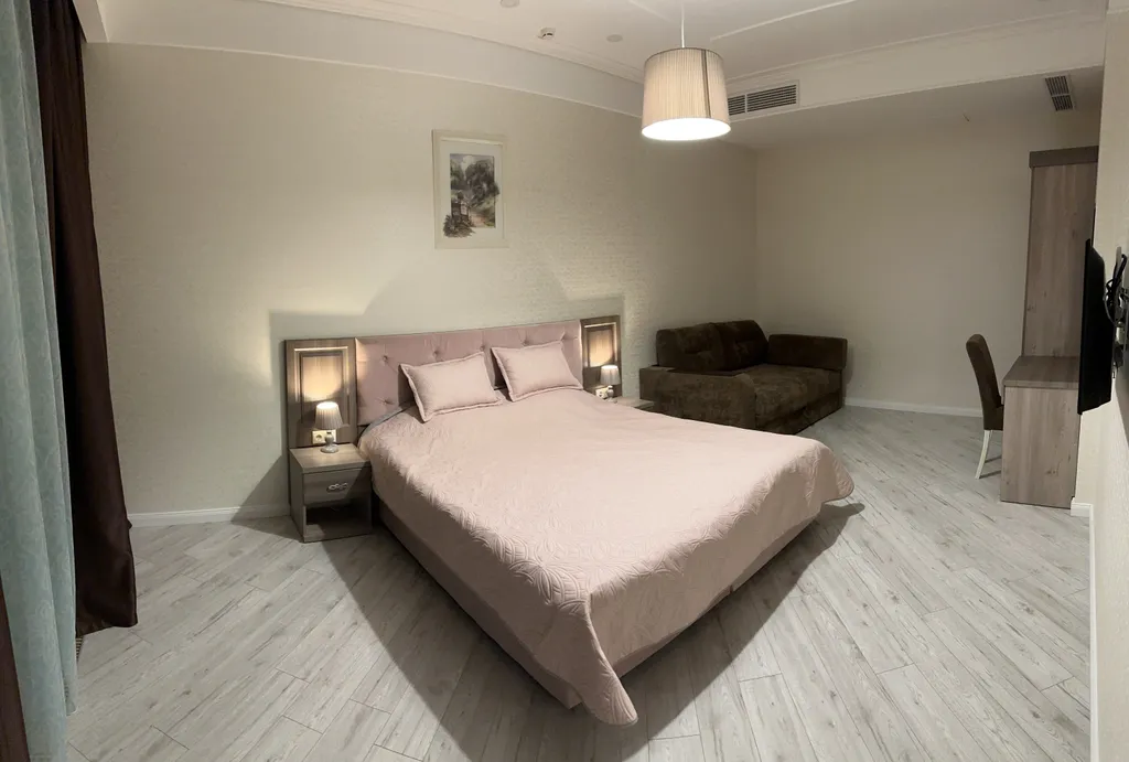 Видовые апартаменты в Парк-Отель Актер