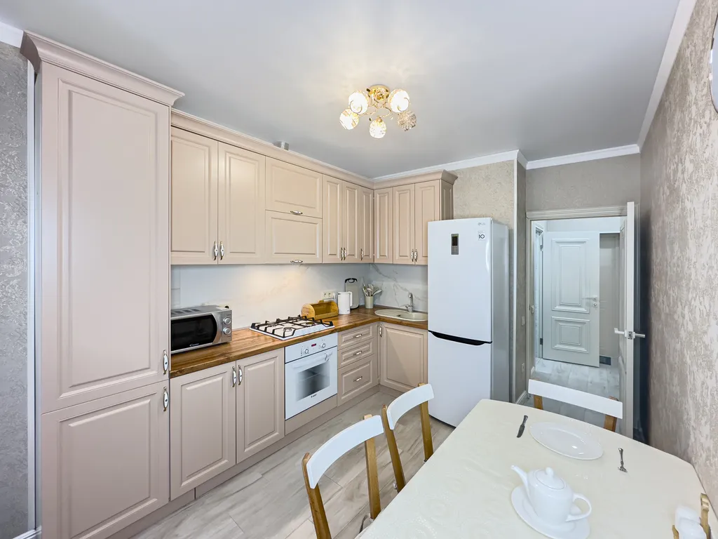 Квартира Шикарная квартира в новом элитном доме с балконом — Нальчик