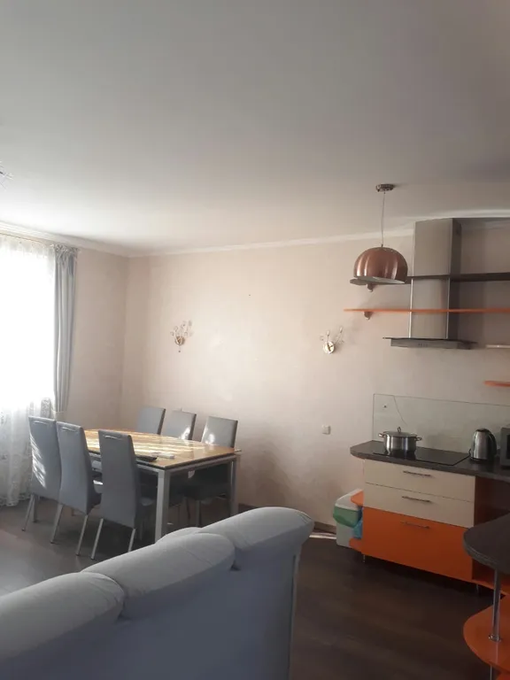 Красивая, уютная 2-х комнатная квартира