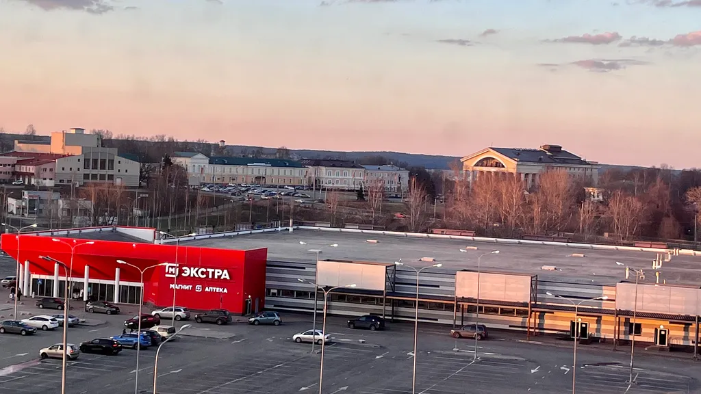 Классная квартира в центре, рядом с театром и набережной