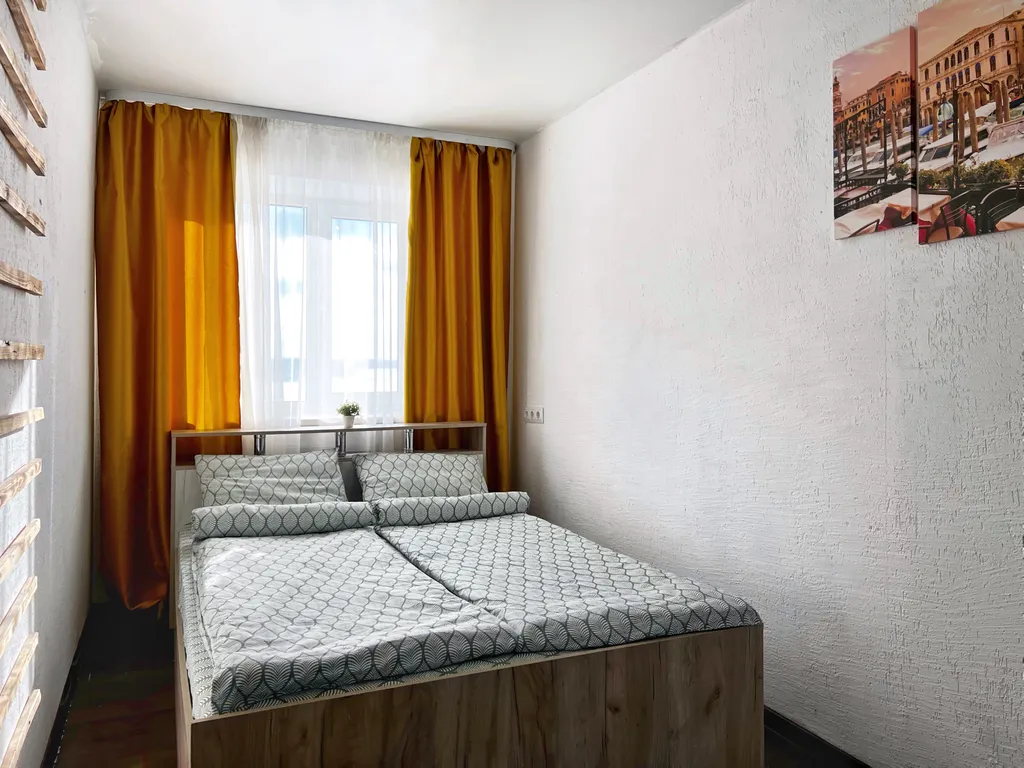 Двухкомнатная квартира евроформата в центре с видом на Тагильский пруд