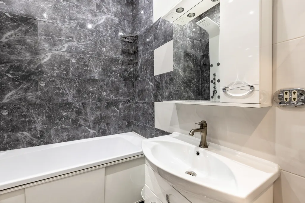 Квартира Современная трёхкомнатная квартира в сталинском доме у Москва-сити — Москва