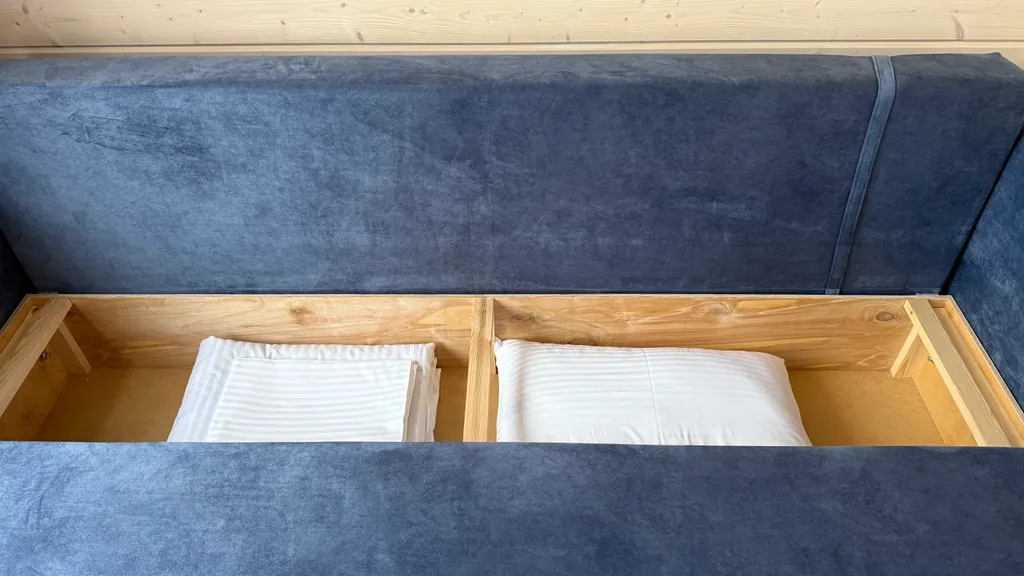 Домик с террасой