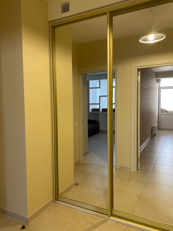 Современная уютная квартира у моря