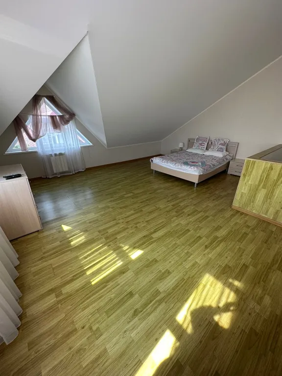 4-комнатная Квартира