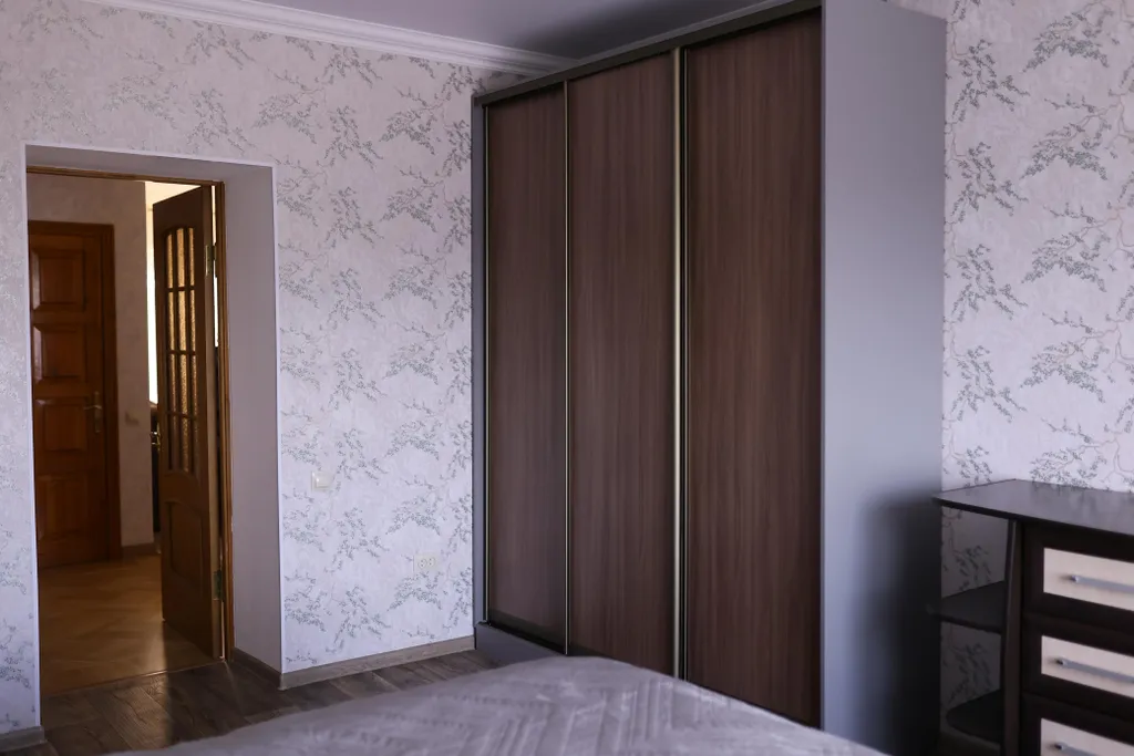 Уютная трёхкомнатная квартира на 2 этаже частного дома