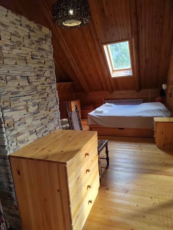 Коттедж Дом для отдыха в живописном месте — Луга