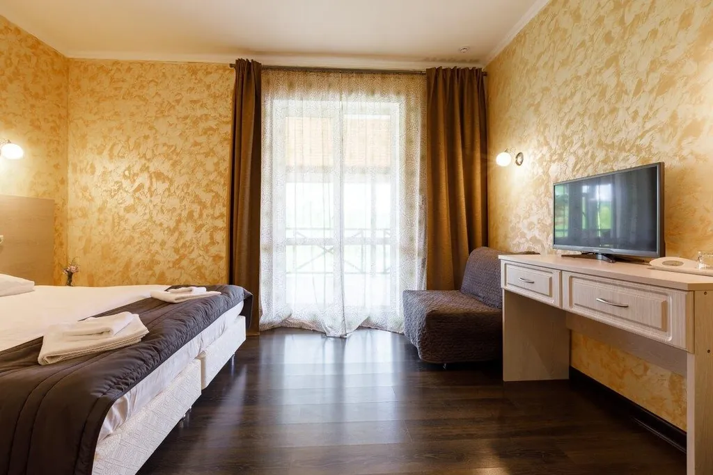 6-комнатный Дом