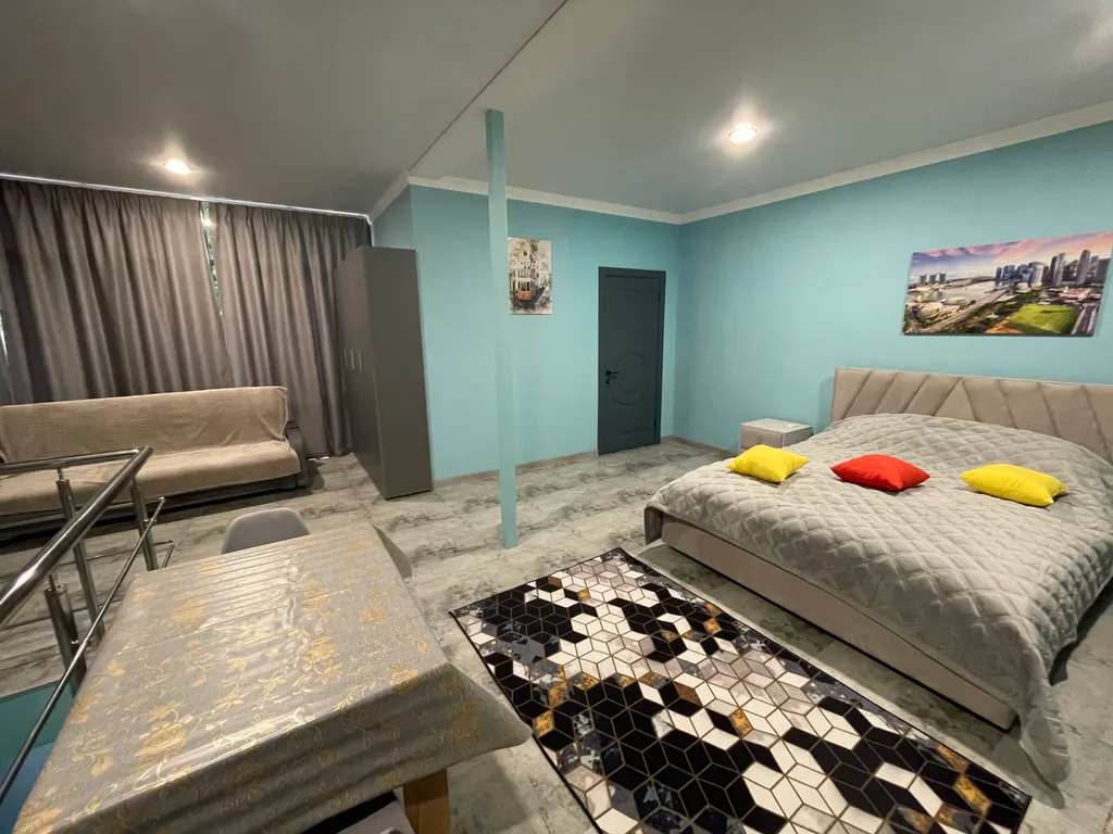 Уютная студия в отдельном особняке