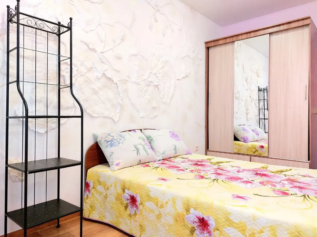 2-х комнатная квартира в тихом районе ЖК 8 Квартал