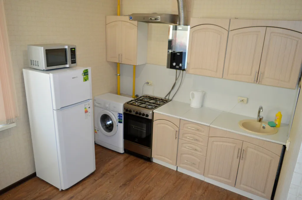 Эконом двушка в районе площади Победы